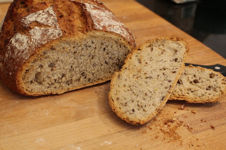 Roggen-Sauerteig Brot nach meinem eigenen Rezept - Lisa kocht!